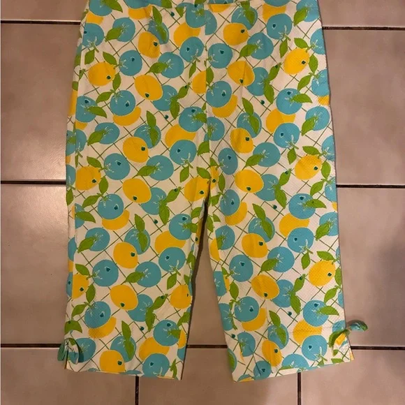 Lilly Pulitzer Vintage Citrus Print Crop Pants - Yellow, Blue & Green - Picture 2 of 6